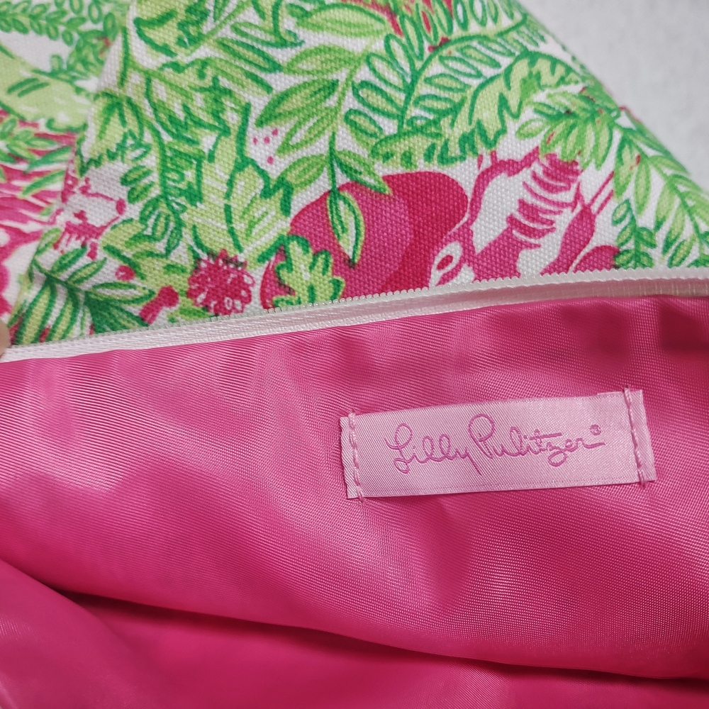 Lilly Pulitzer 'Wash Me Wear Me' Laundry Resort Travel Bag Safari Green & Pink - Picture 4 of 8